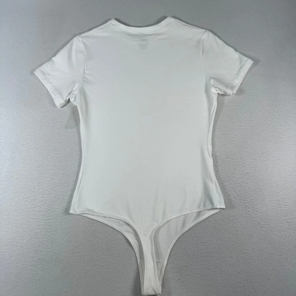 Quince Bodysuit Women M‎ White Organic Cotton Minimalist Stretch Layering Top - Picture 4 of 7